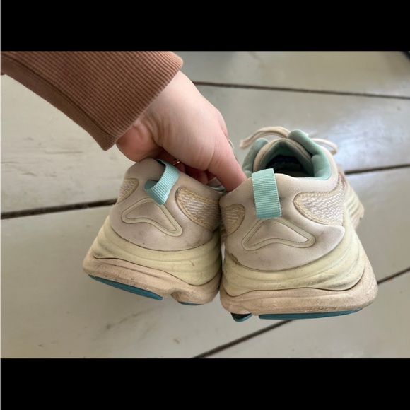 ☀️3/$25 HOKA Women's Gaviota 5 Frost/Rose Gold Running Shoes 9 - Picture 5 of 8